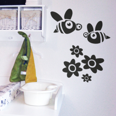 Beebee   Wallsticker   Af   Alan   Smithee    36x48   Cm