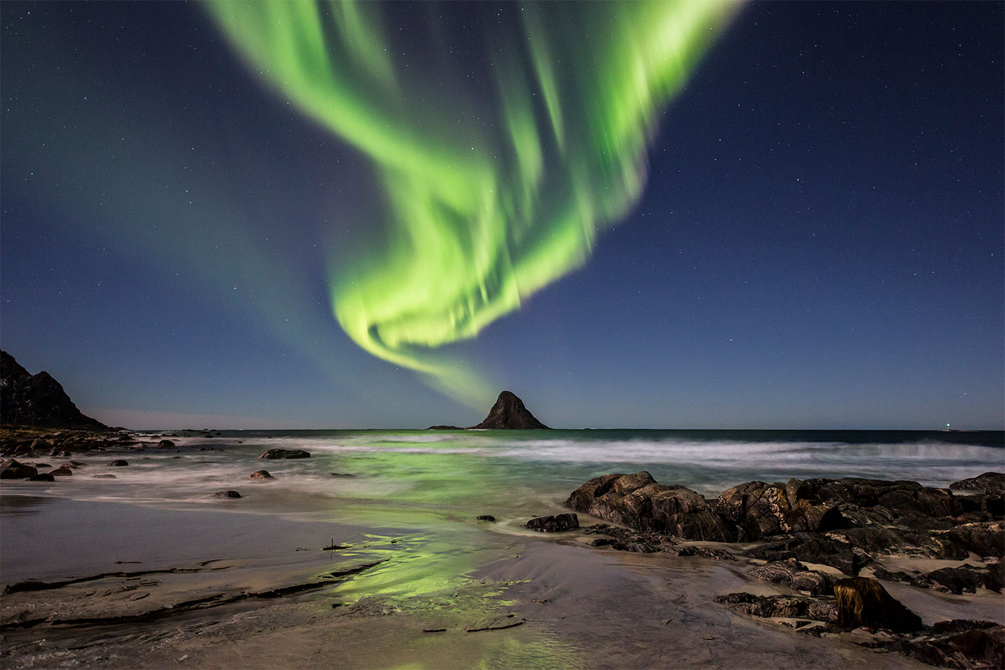 Bleik   Island   Part       Af   Frank   Olsen