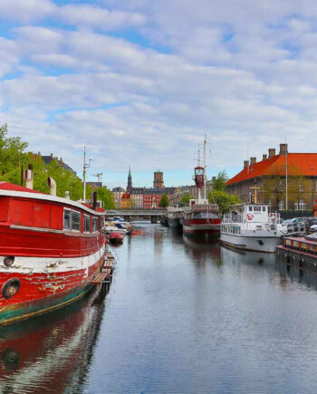 Frd    Holms   Kanal   Af   Helle   Christensen