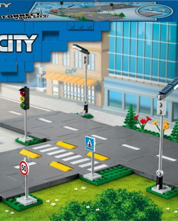Lego   City   Intersection   With   Traffic   Lights   60304   Geekd   Dk