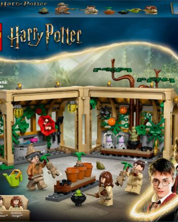 Lego   76445   Harry   Potter   Hogwarts   Castle :  Herbology   Class   Geekd   Dk