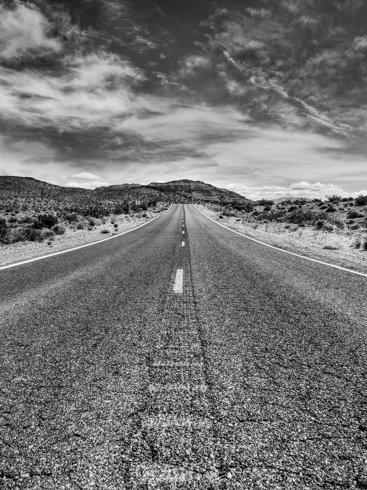 Lonely   Road   Af   Jakob   Evers