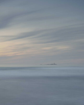 Minimalistic   Lighthouse   Ii   Af   Cato   Johan   Rød   Photography