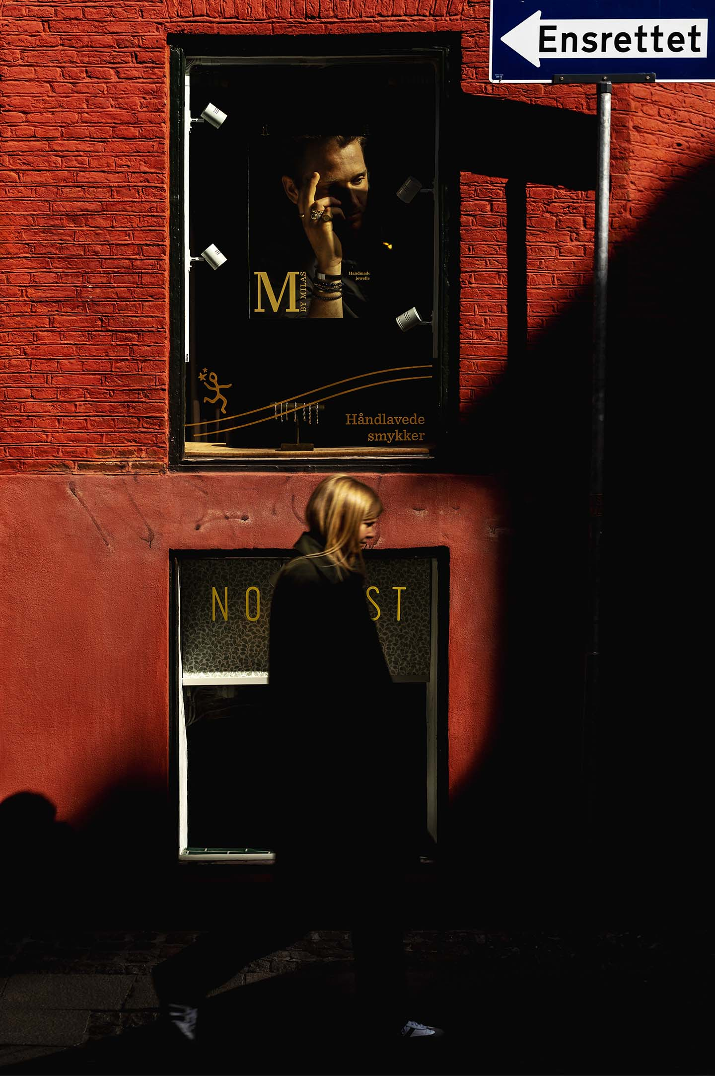 One   Way   Af   Casper   Norrbohm