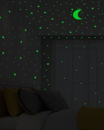 Selvlysende   Wallsticker   Med   En   Halvmåne   Og   338   Stjerner    Grøn