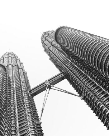 Skyscrapers   Reaching   High   Af   Rasmus   Gundorff   Sæderup