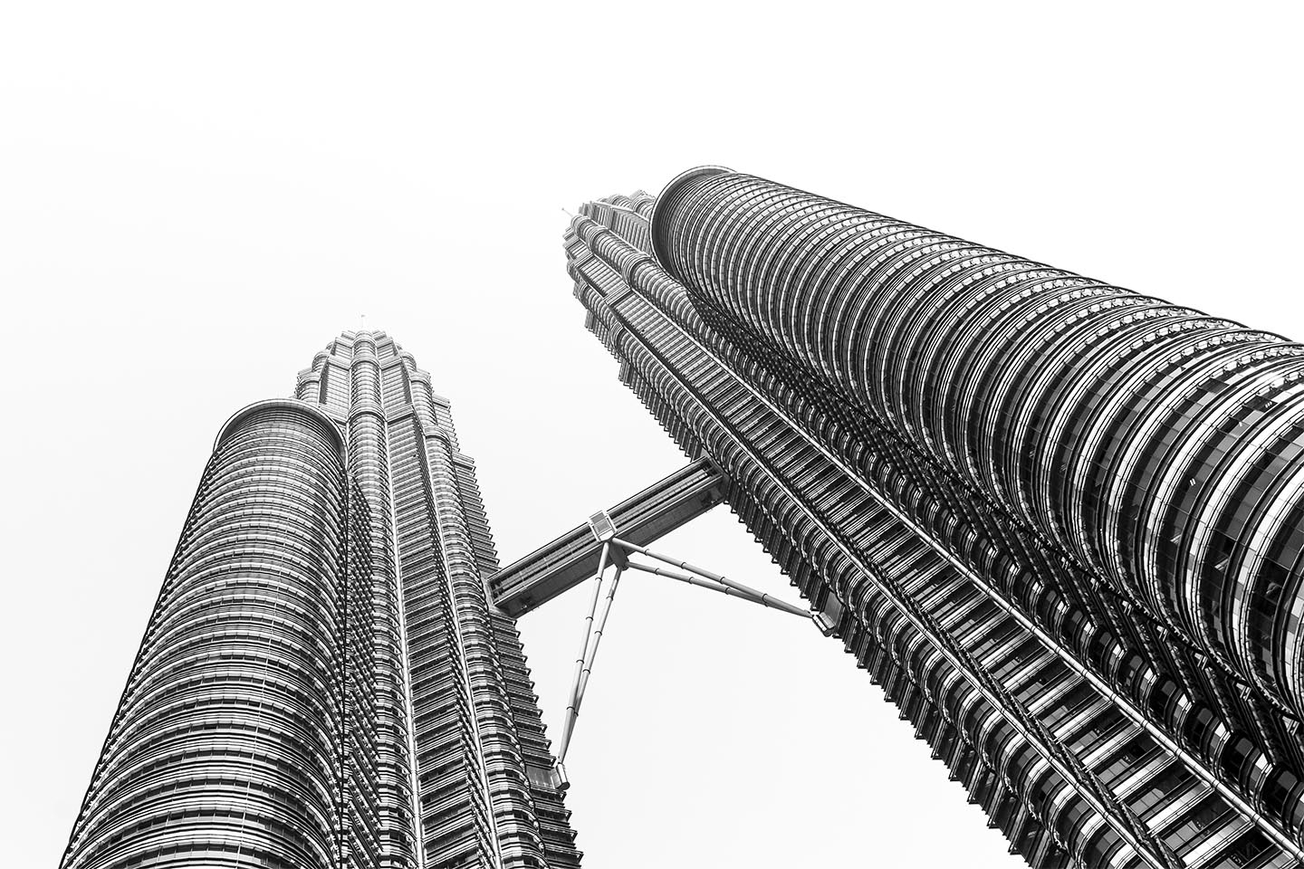 Skyscrapers   Reaching   High   Af   Rasmus   Gundorff   Sæderup