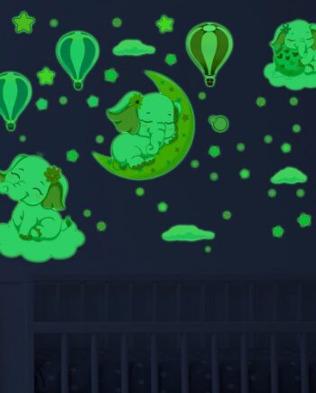 Sød   Selvlysende   Wallsticker   Med   Tre   Små   Elefant   Unger   Blandt   Luftballoner   Og   Stjerner