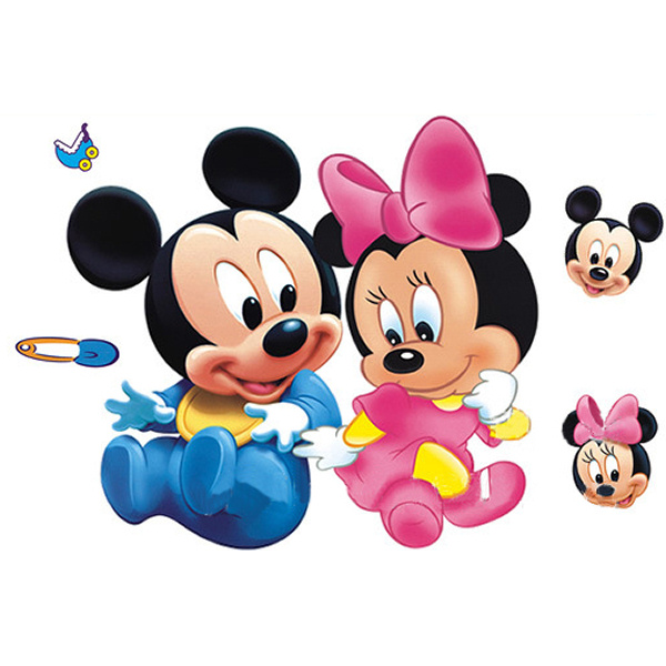 Sød Wallsticker Med Baby Mickey Minnie Mouse