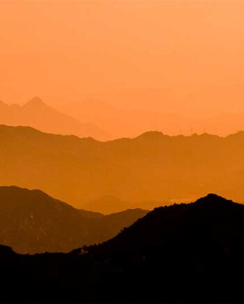 Sunset   Over   The   Mountains   Af   Rasmus   Gundorff   Sæderup