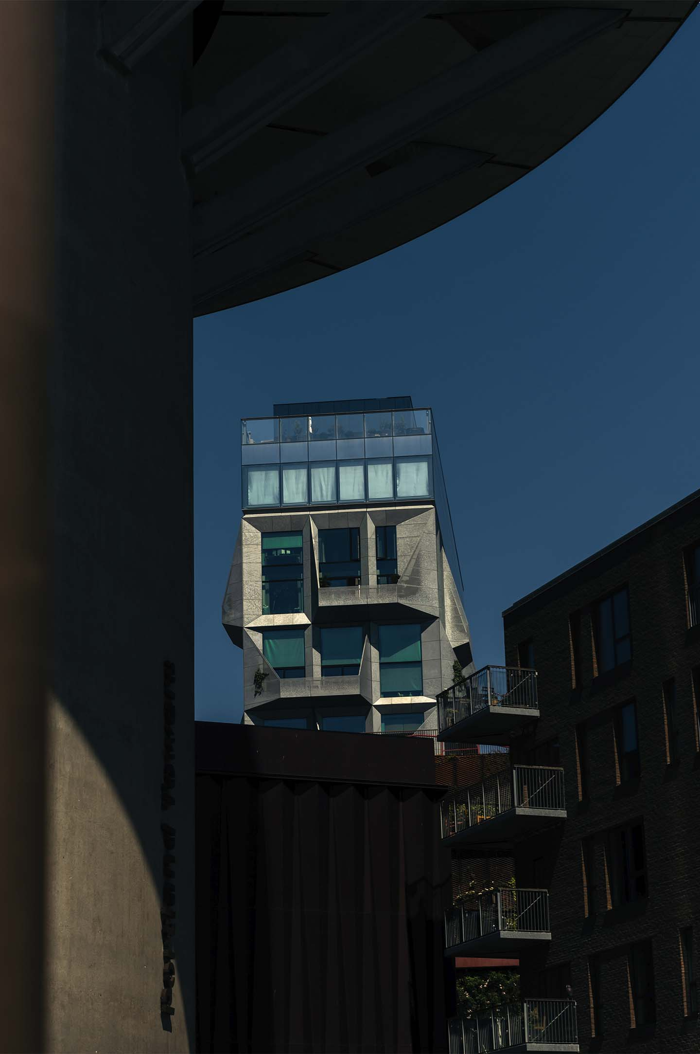 The Silo Af Casper Norrbohm