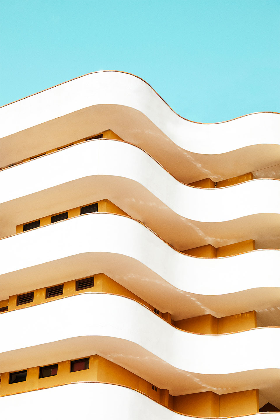 Wave   Af   Camilla   Schmidt